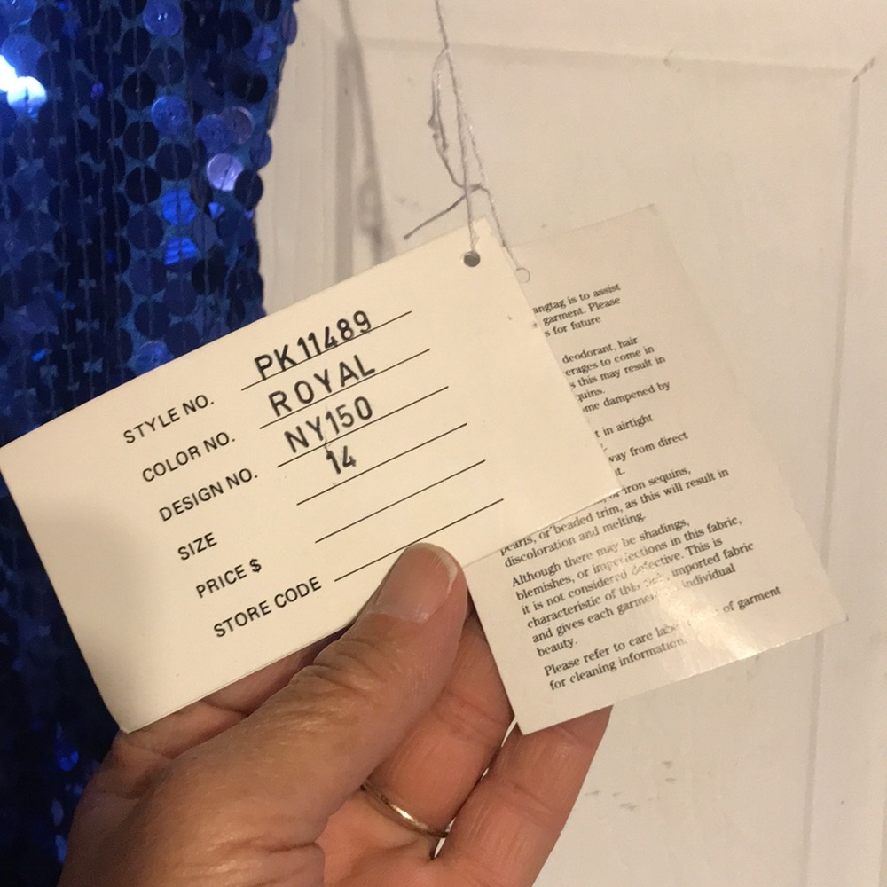 NWT Women’s Sequined Dress - Picture 6 of 8